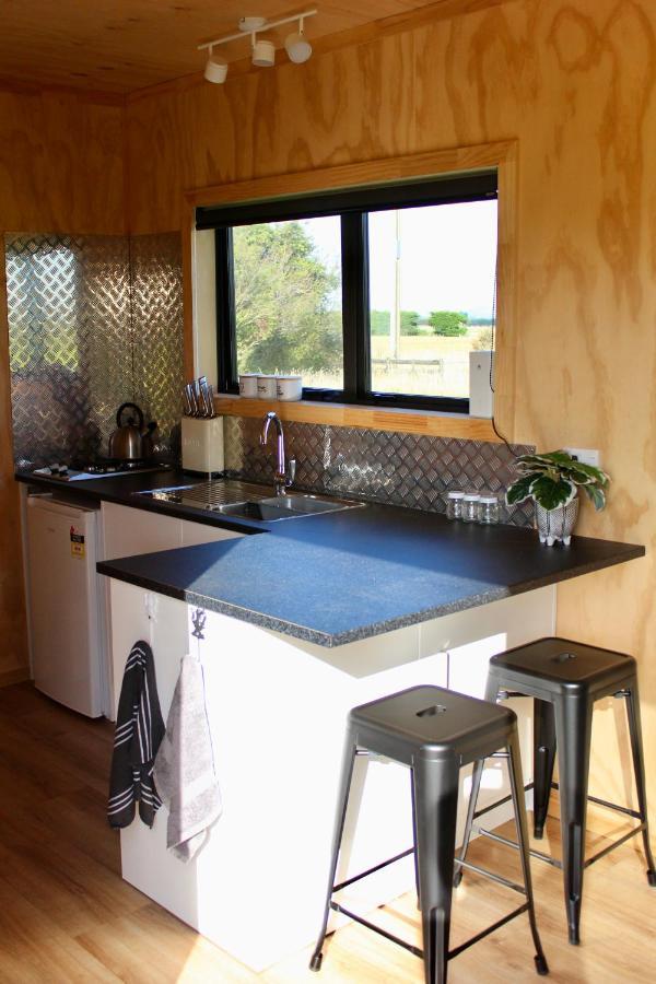 Luxury Container Cabin มาสเตอร์ตัน ภายนอก รูปภาพ