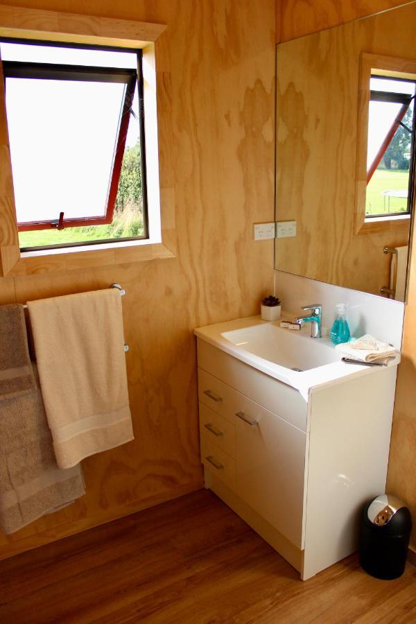 Luxury Container Cabin มาสเตอร์ตัน ภายนอก รูปภาพ